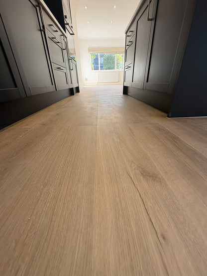Keswick Oak Luxury Click Vinyl Flooring 5mm